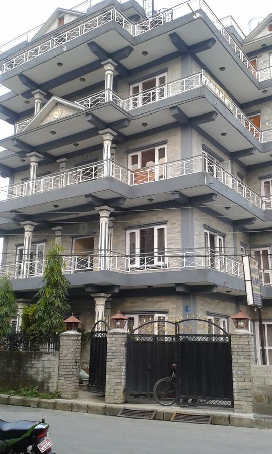 Pokhara Palace Hotel Dış mekan fotoğraf